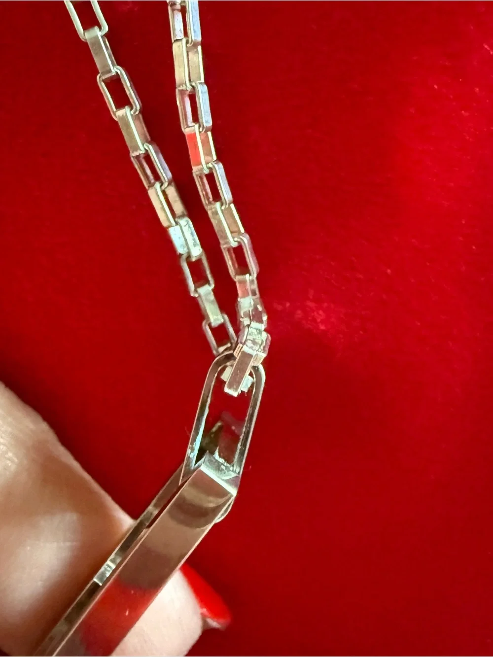 Authentic Gucci Sterling Silver Geometric Pendant Necklace – 18”